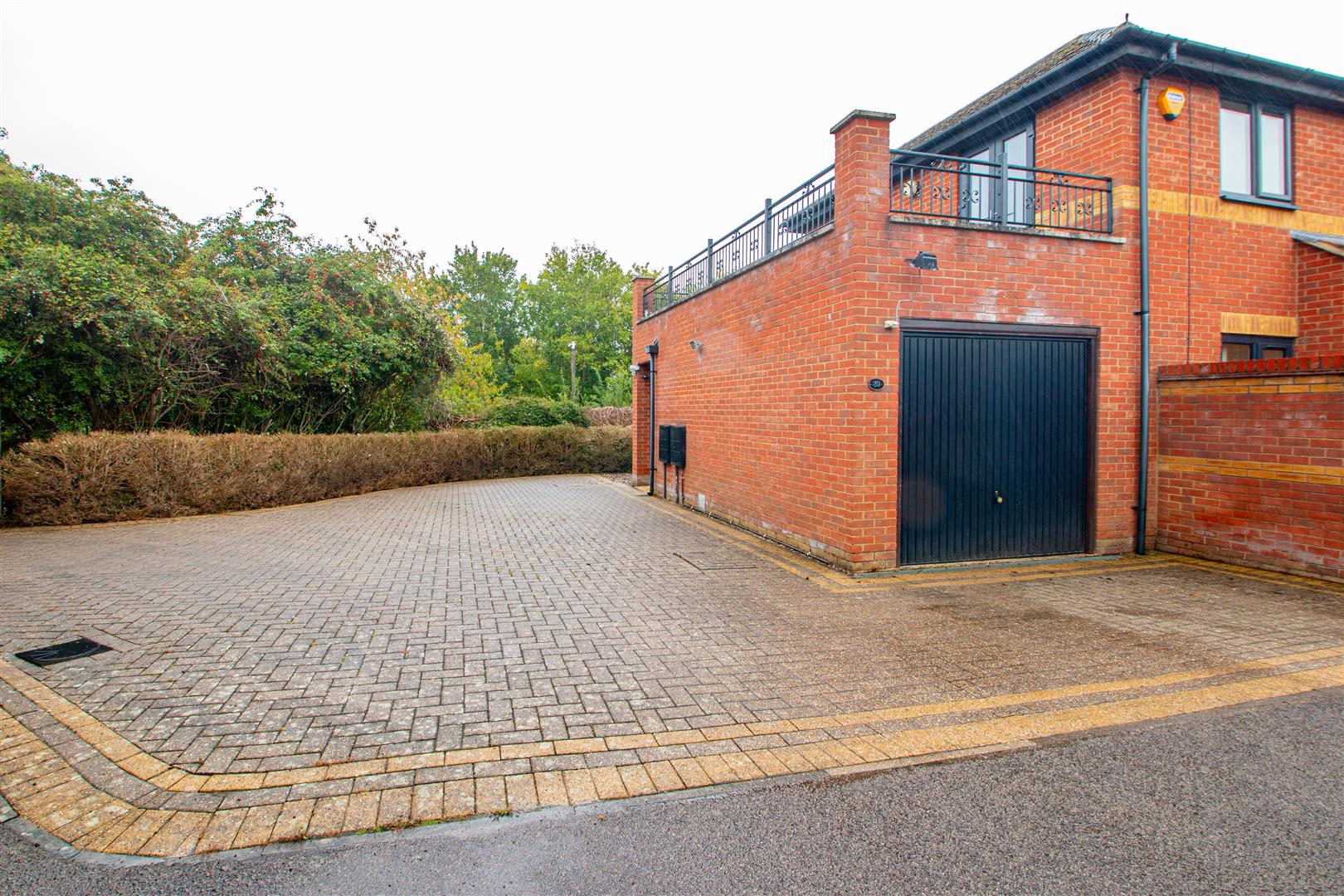 Winstanley Lane, Shenley Lodge, Milton Keynes